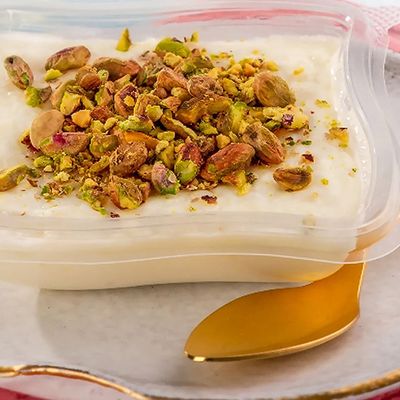 Rice with pistachios