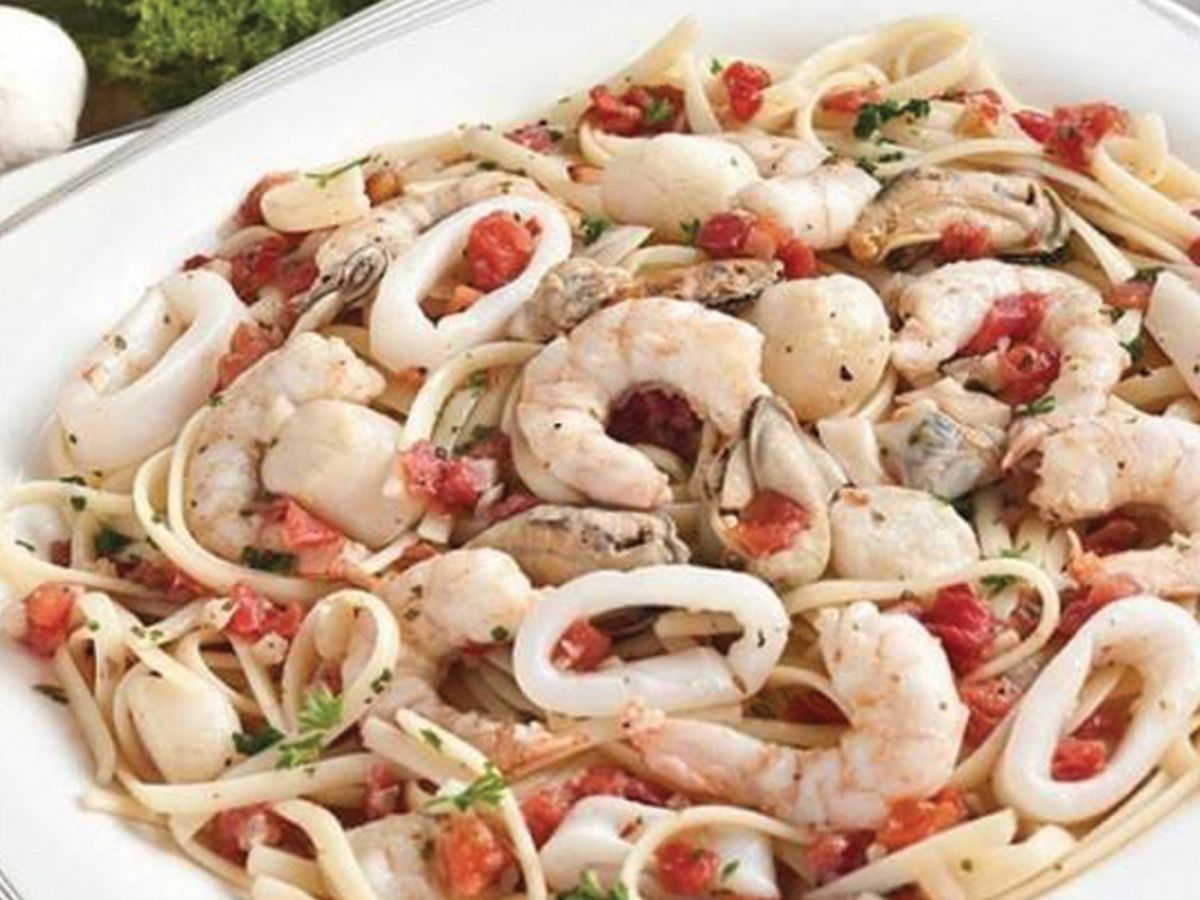 Seafood spaghetti pasta