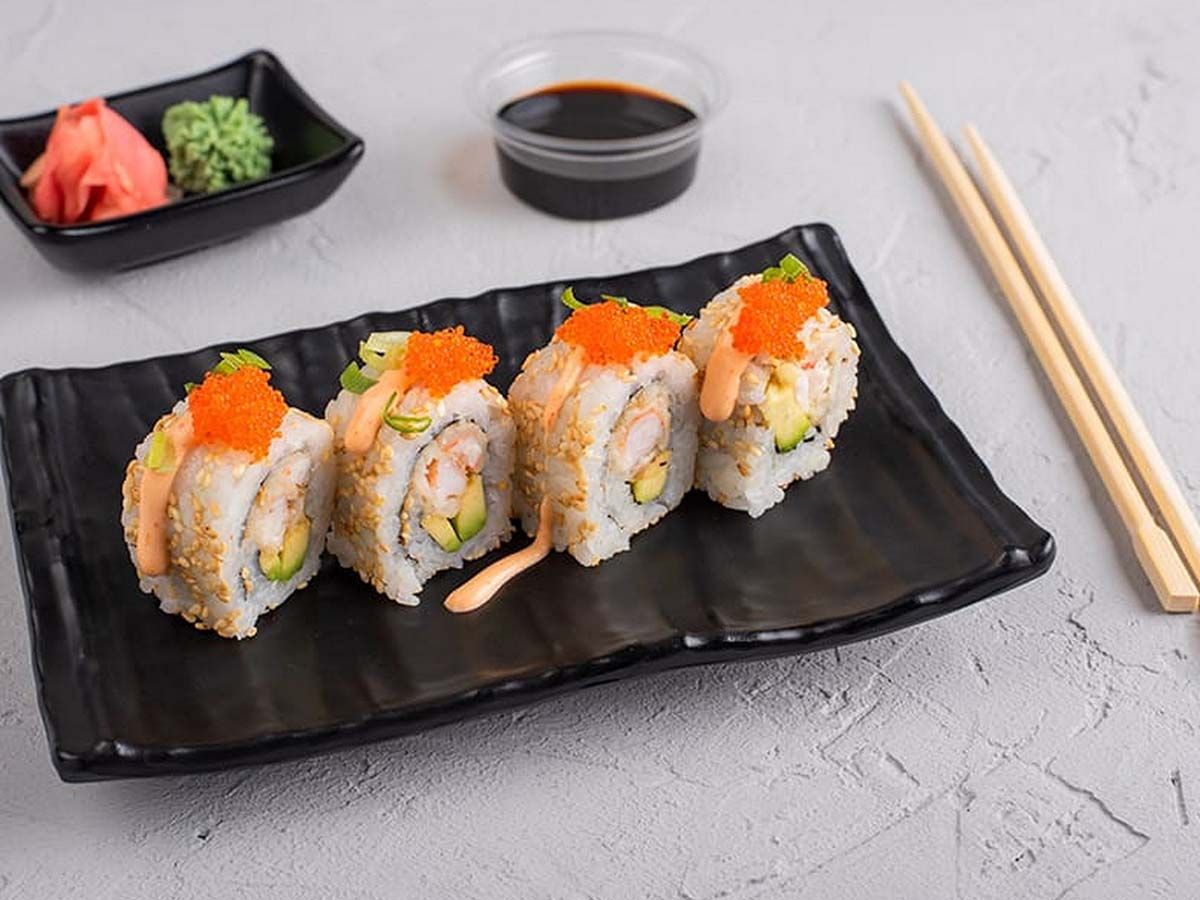 Ura maki Spicy Shrimp Tempura Roll