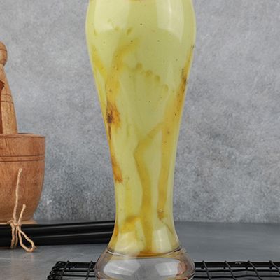 Avocado with Honey and Milk