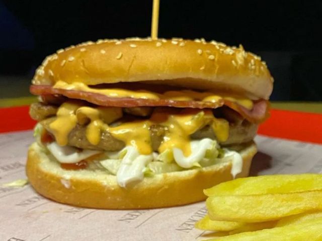 X Single Island Sandwich