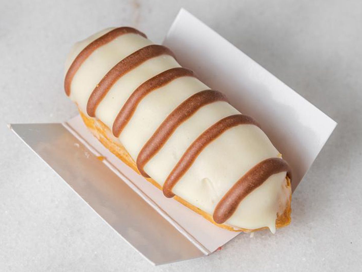 White Rocher Eclair