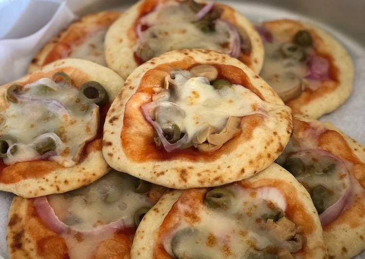Manakish Pizza
