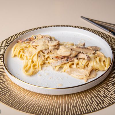 Fettuccine Alfredo