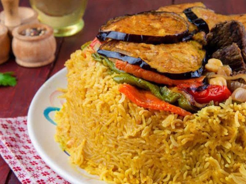 Makloba With Chicken Platter