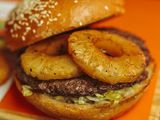 Stack Ananas Burger Sandwich