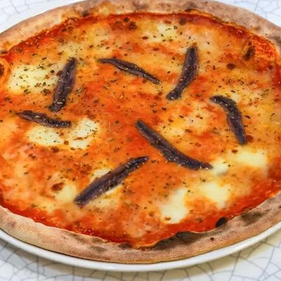 Anchovy Pizza