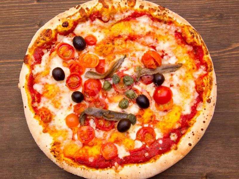 Anchovy pizza