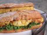 Omelette Fino sandwich