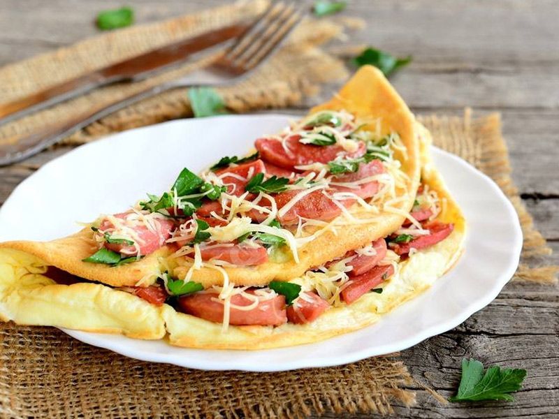 Omelette With Hot Dog
