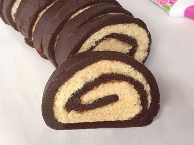 Bounty Chocolate Ice Cream Roll
