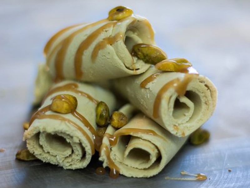 Gum Ice Cream Roll
