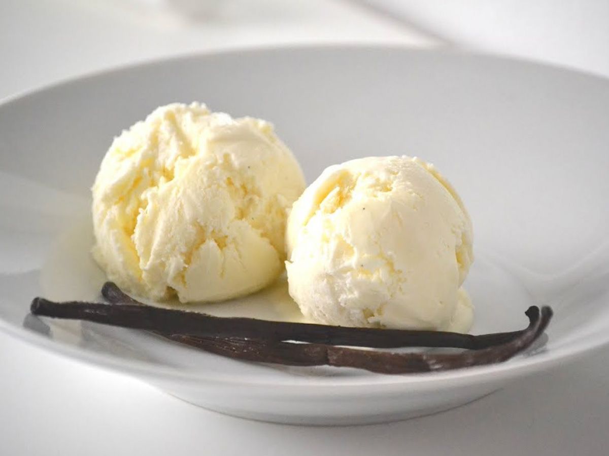 Ice chocolate vanilla