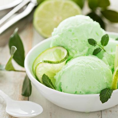 Lemon ice cream