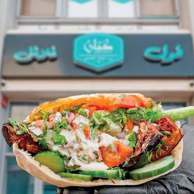 Iskandarani eggplant sandwich