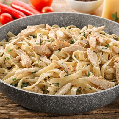 Alfredo chicken pasta