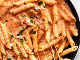 Pasta With Chicken And Pink Sauce