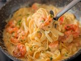 White Sauce Shrimp Pasta