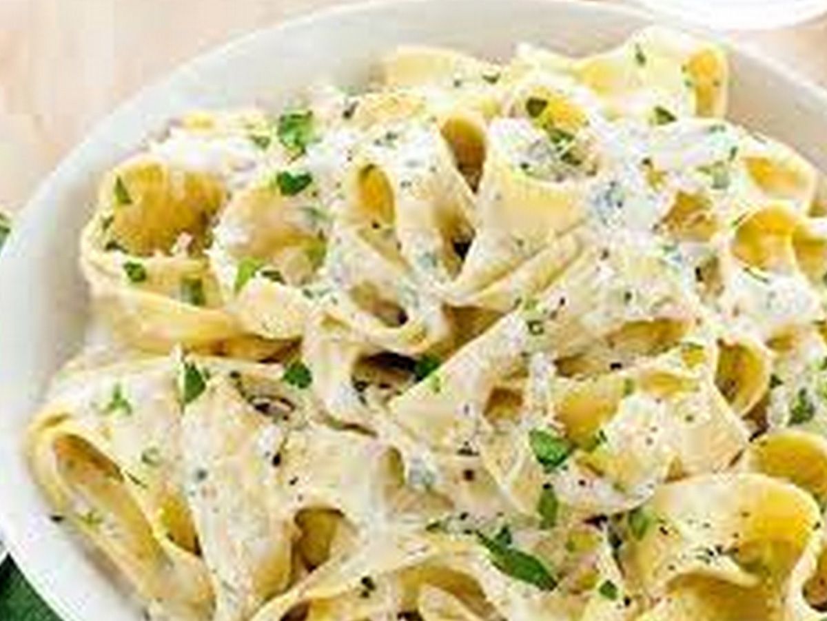 White Sauce Pasta