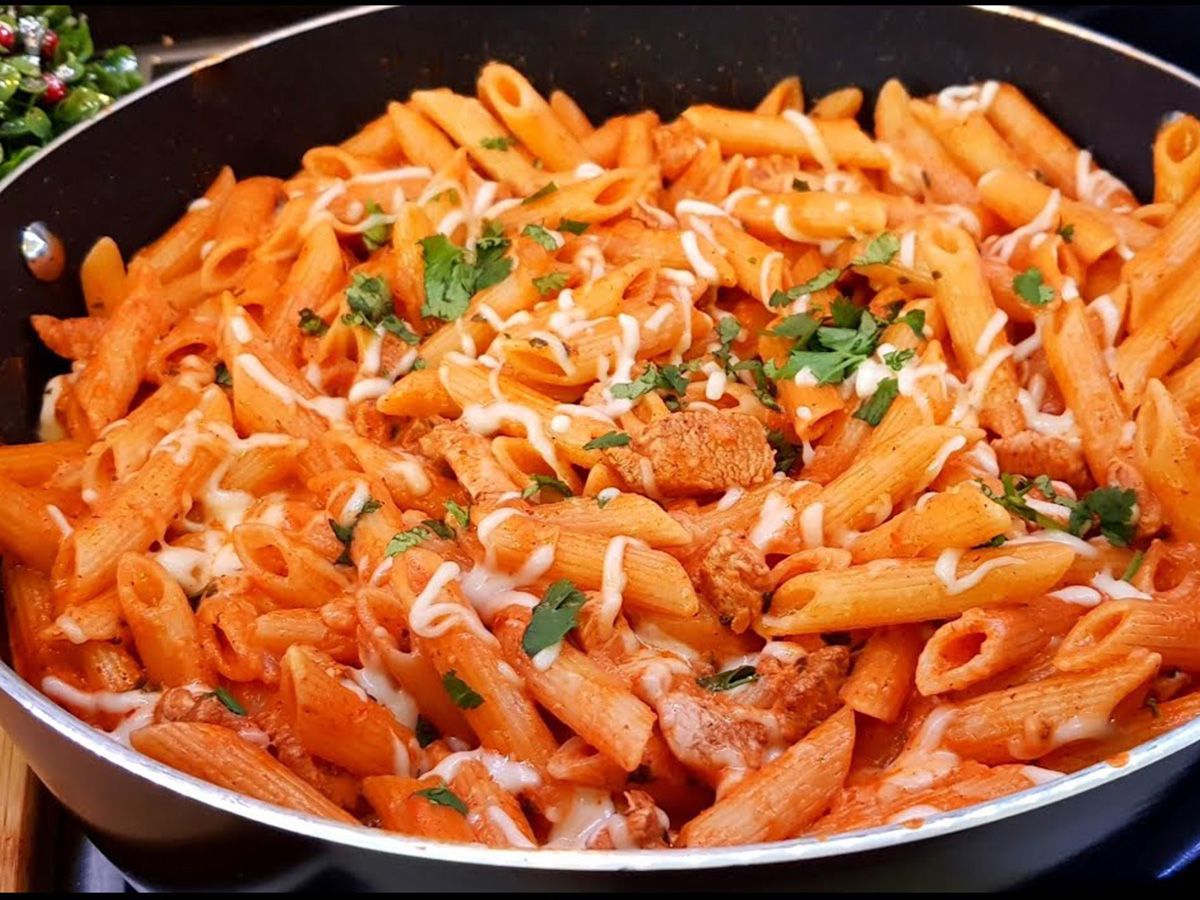 Red sauce pasta
