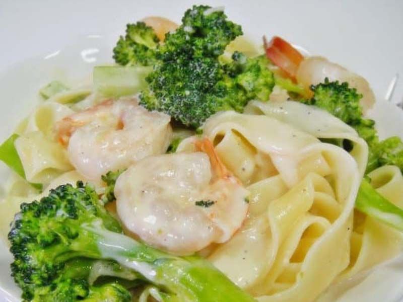 Shrimp Broccoli Pasta