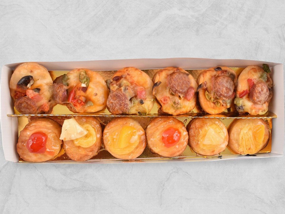 Packet of mini pizza and Danish 1 piece