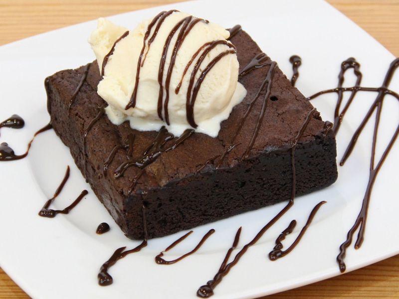 Brownies With Ice Cream