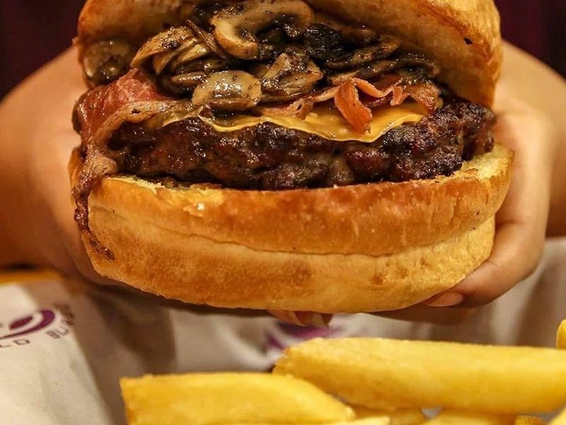 Arabesque Beef Burger