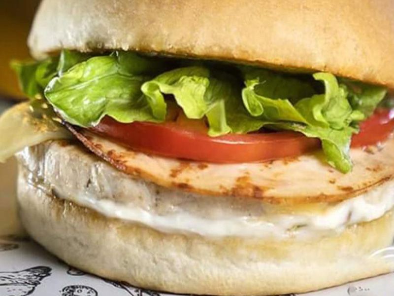 Kentucky Chicken Beef Burger Sandwich - 140 Gm