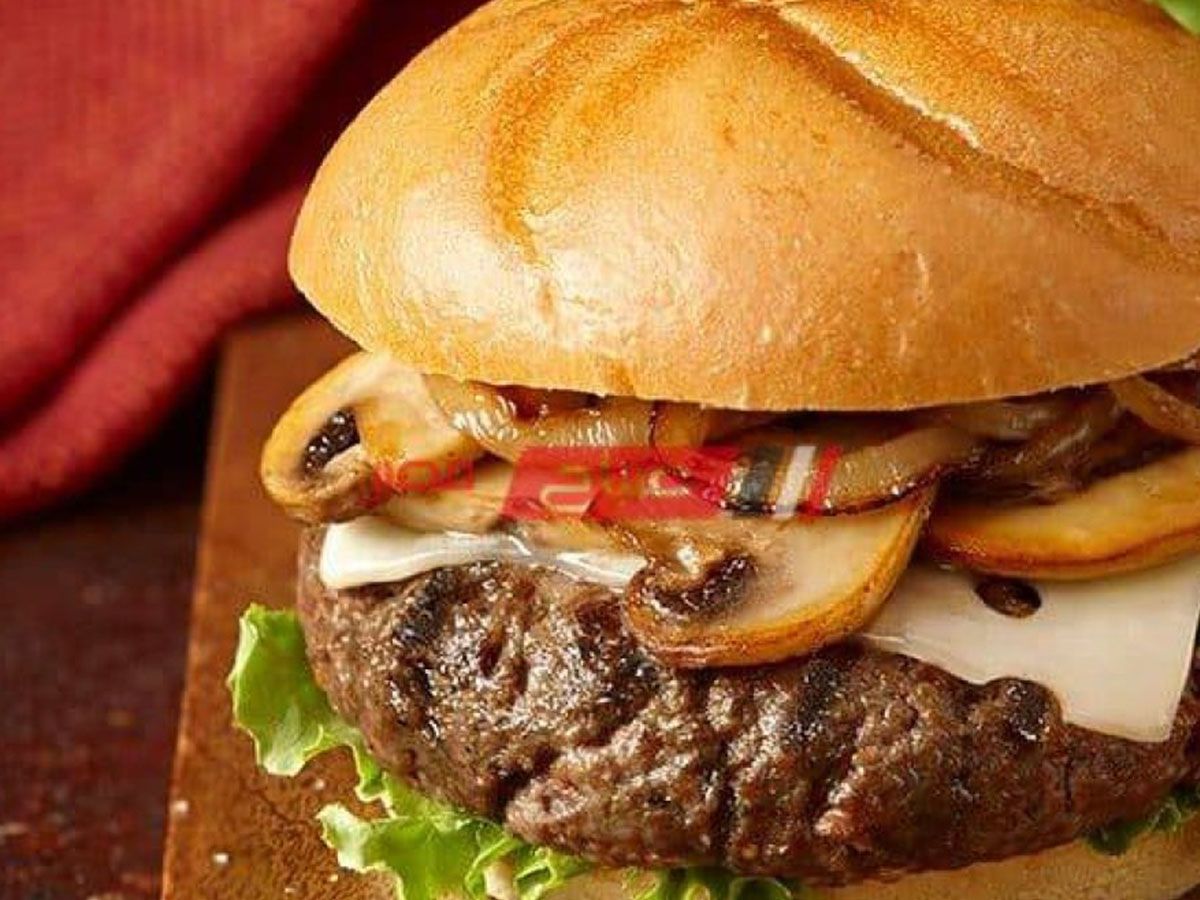 beef smashed mushrooms burger