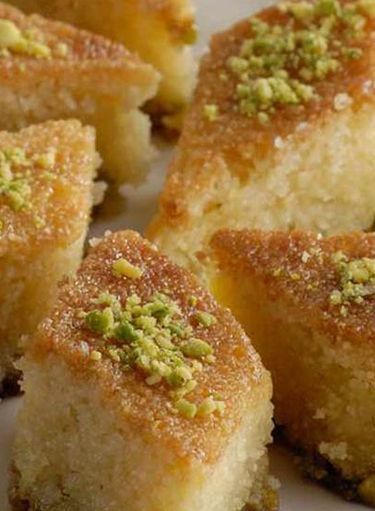 Pistachio Basbousa