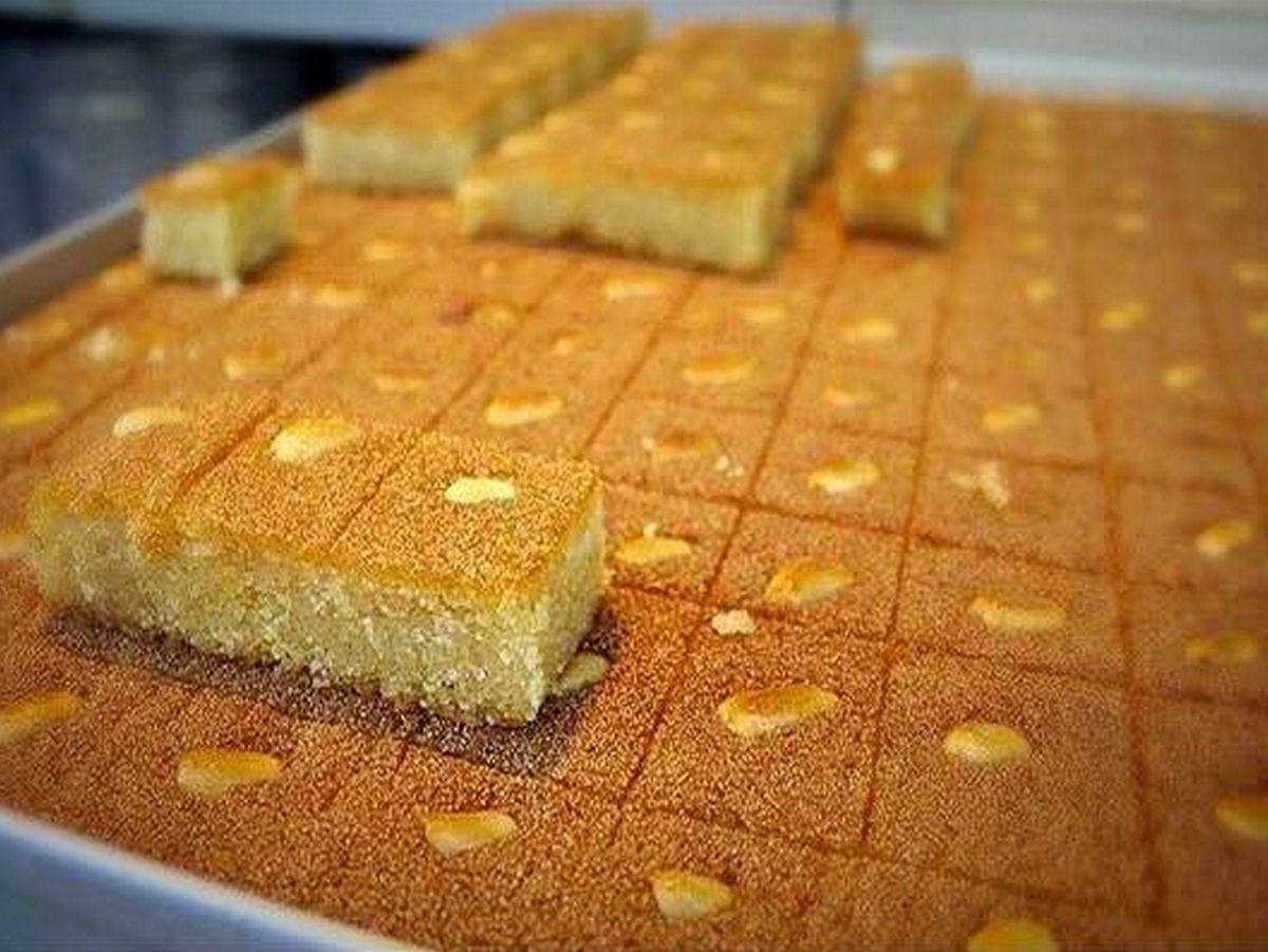 Basbousa almond