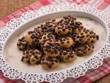Biscuits With Chocolate Chips And Vanilla
