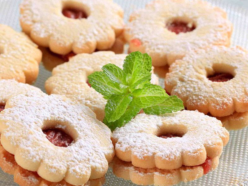 Jam Biscuites