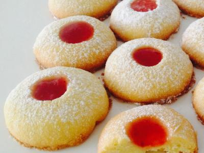 Jam Biscuit