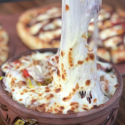 أرز بسمتي مخبوز بالفرن مع سجق محلي