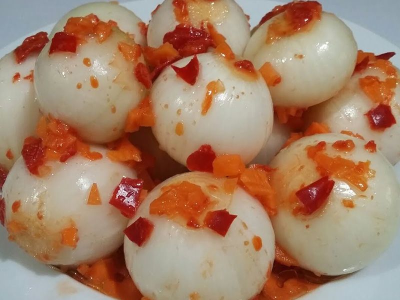 Pickled Onion With Lemon