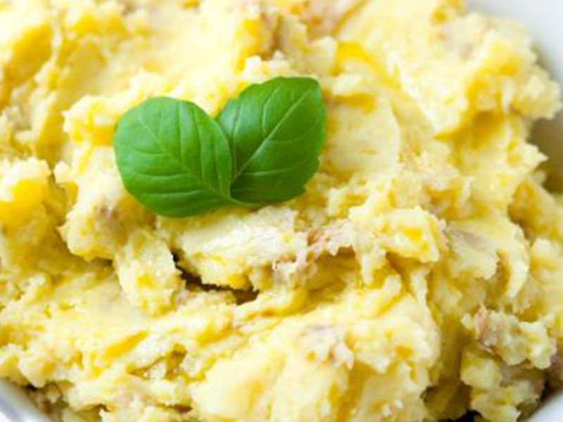 Potato Puree with fried egg sandwich