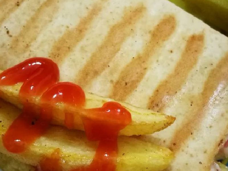 French Fries With Cheddar Cheese Sandwich