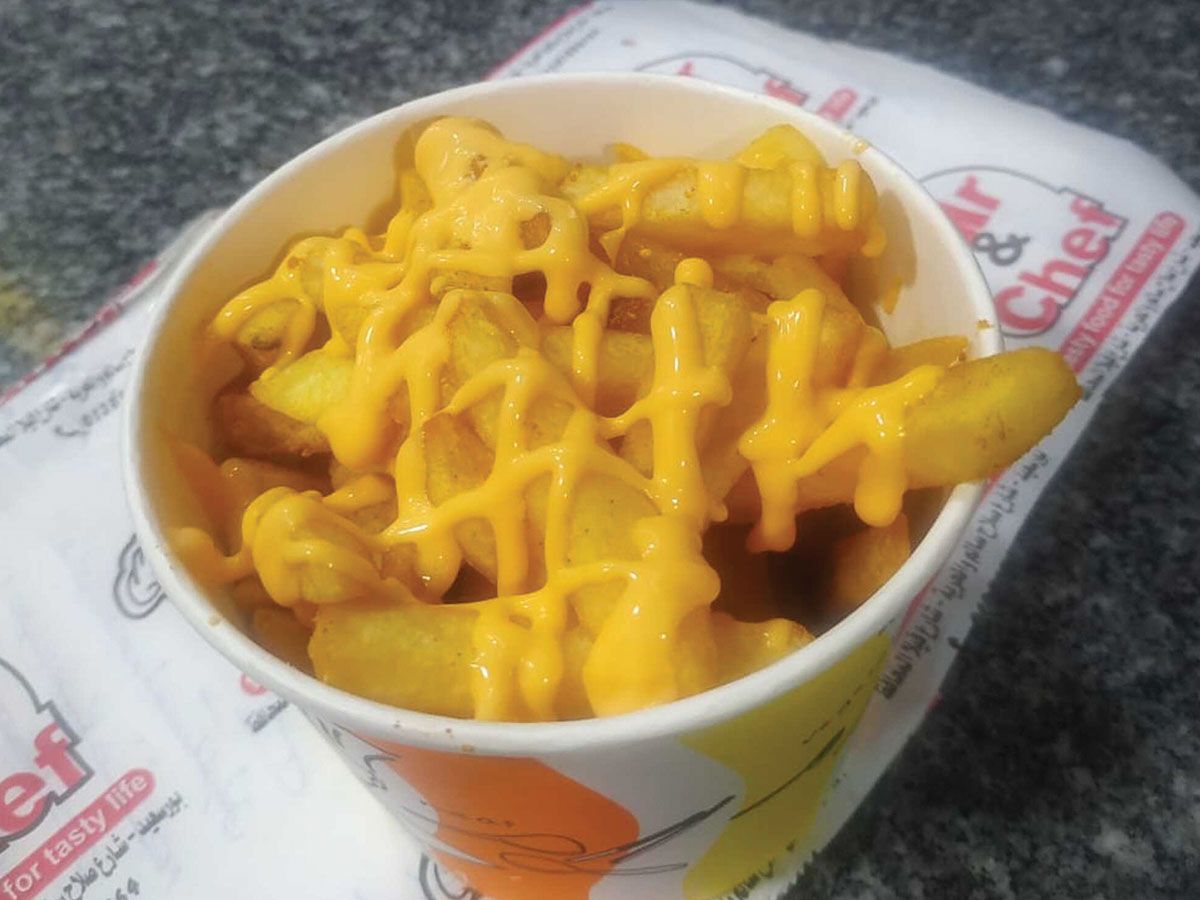 Cheddar sauce potatoes