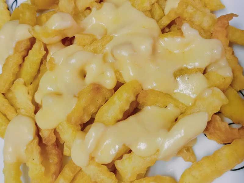French Fries With Cheddar Cheese Sauce