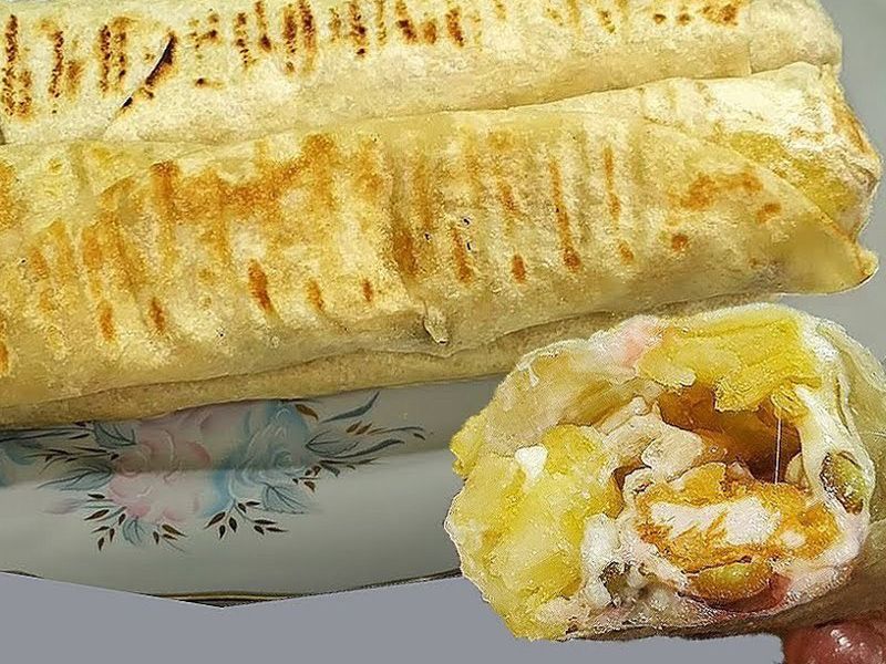 French Fries With Mozzarella Cheese Sandwich