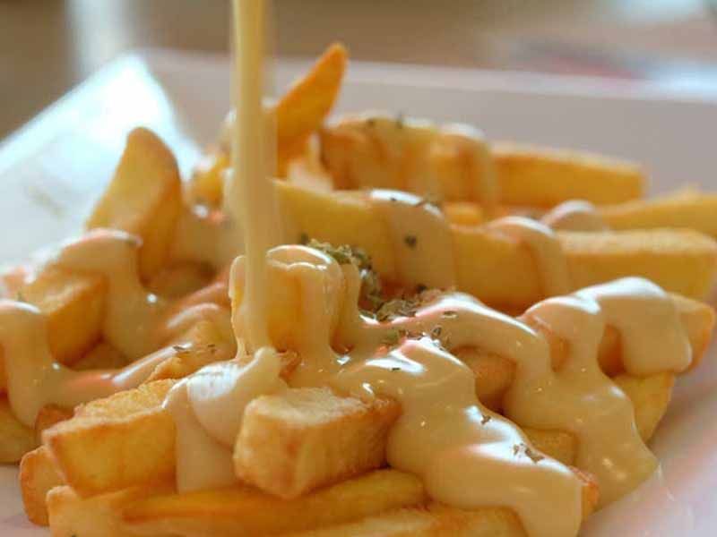 Mozzarella Cheese Or Cheddar Cheese Pomme Frite