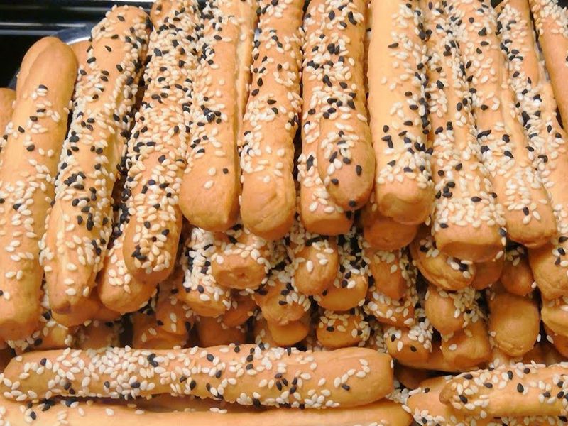 Thick Rusk With Sesame