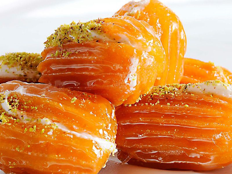 Balah El Sham With Cream