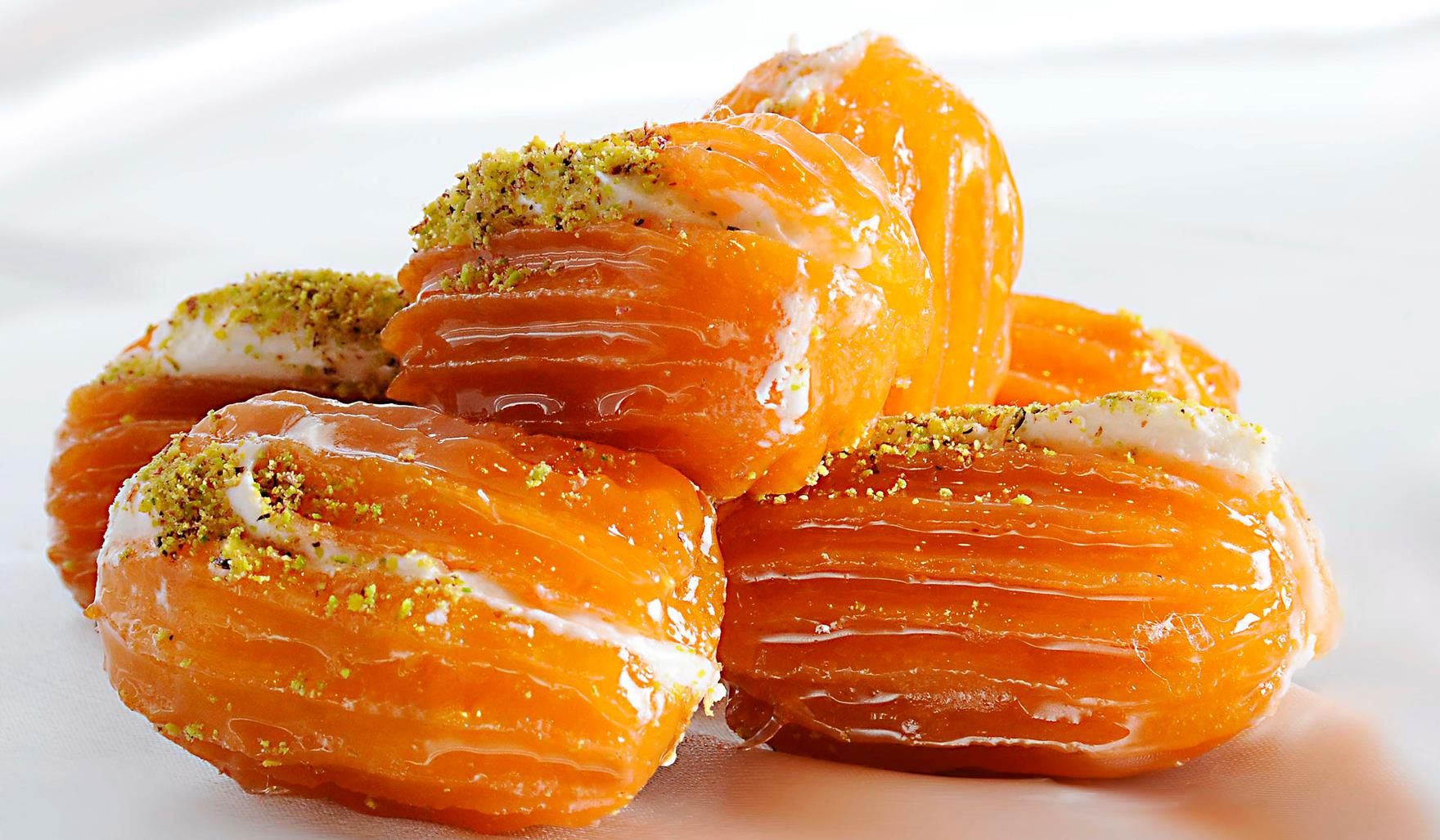 Balah El Sham With Cream