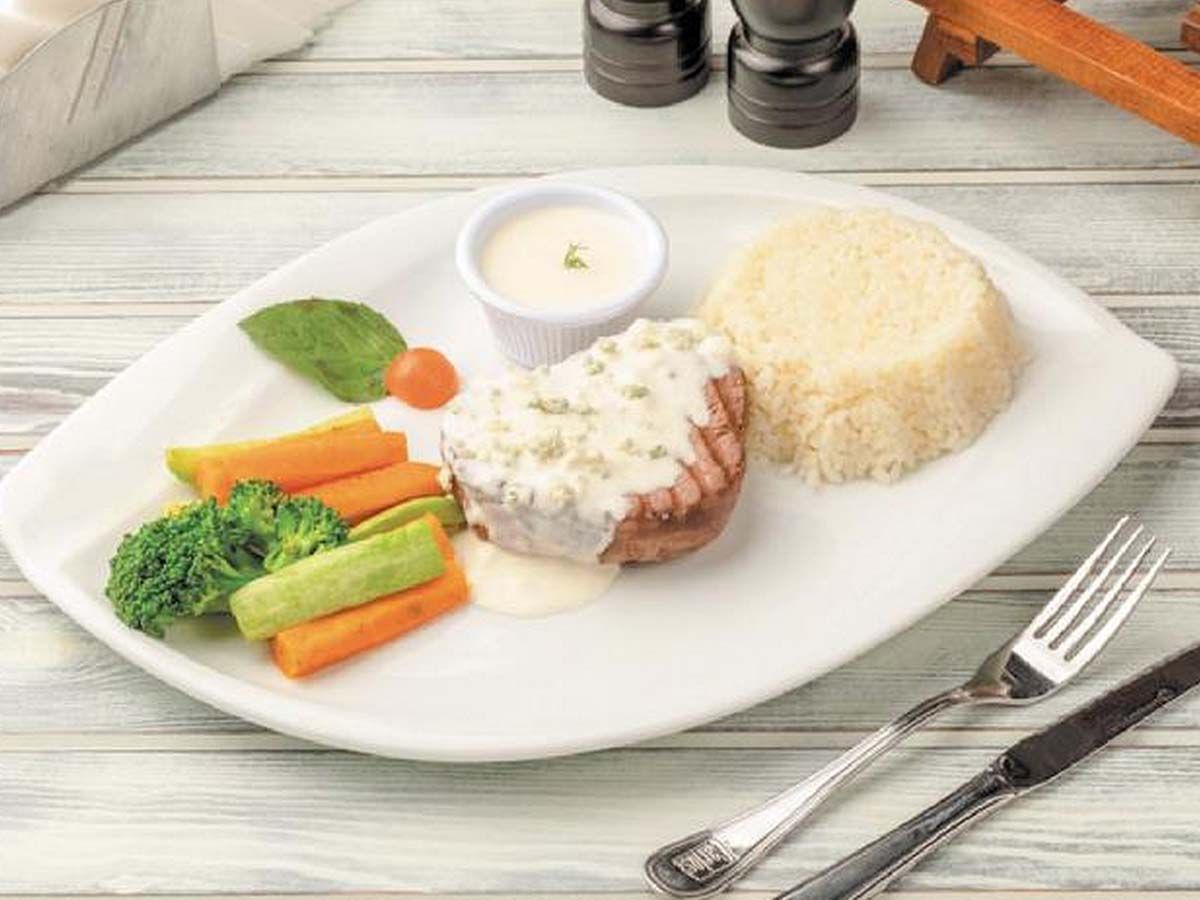 Blue Cheese Beef Fillet