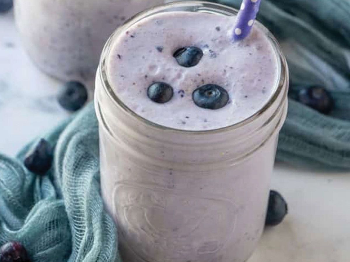 blueberry cookies milkshake