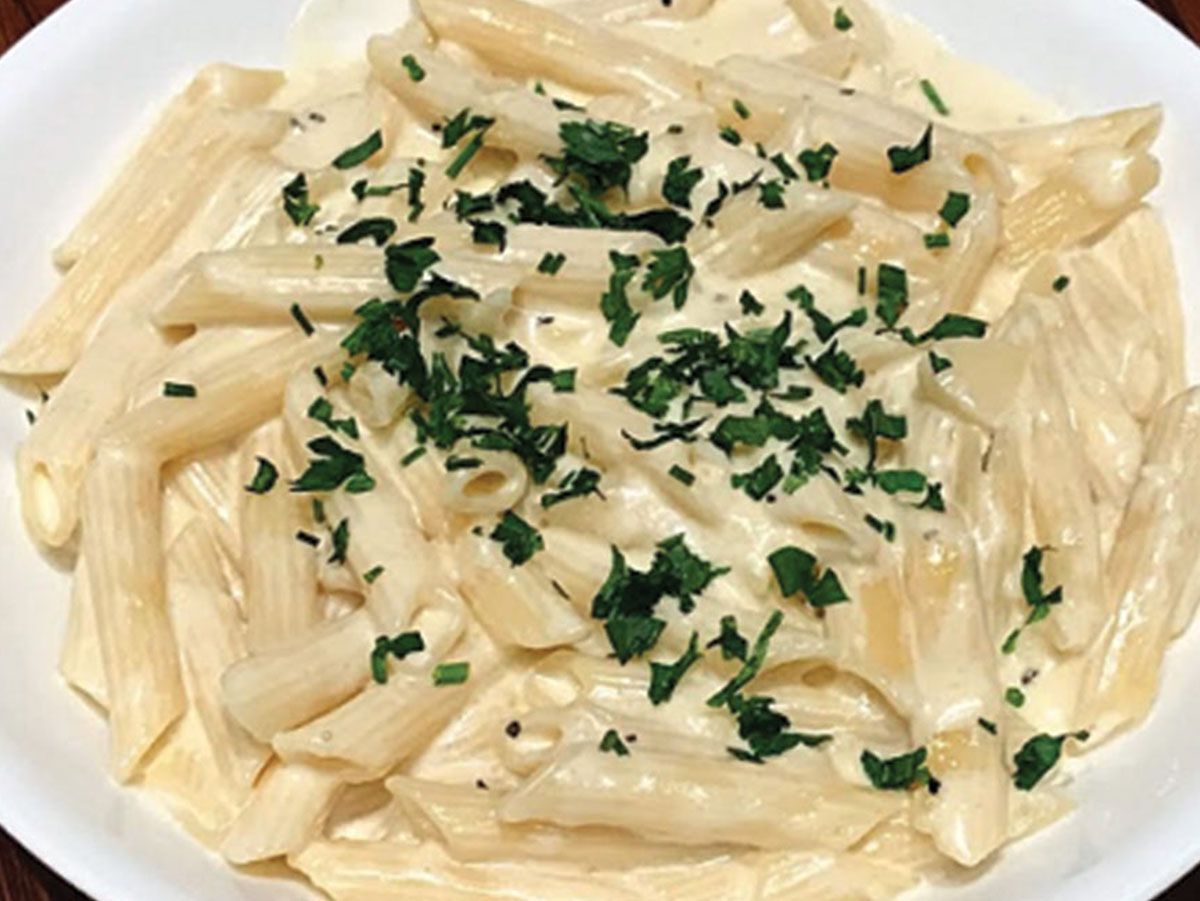Penna Salam Alfredo pasta