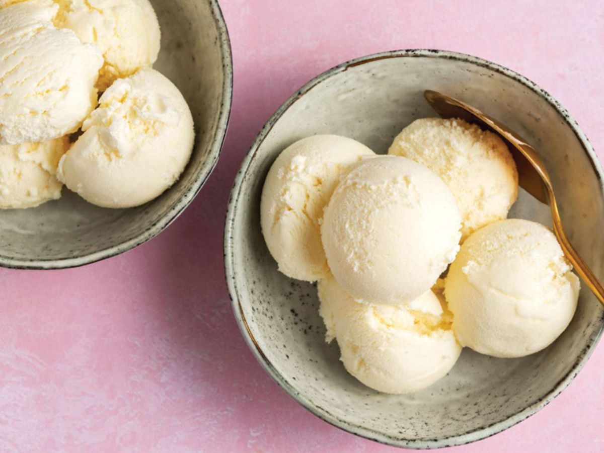 Large ice cream scoop